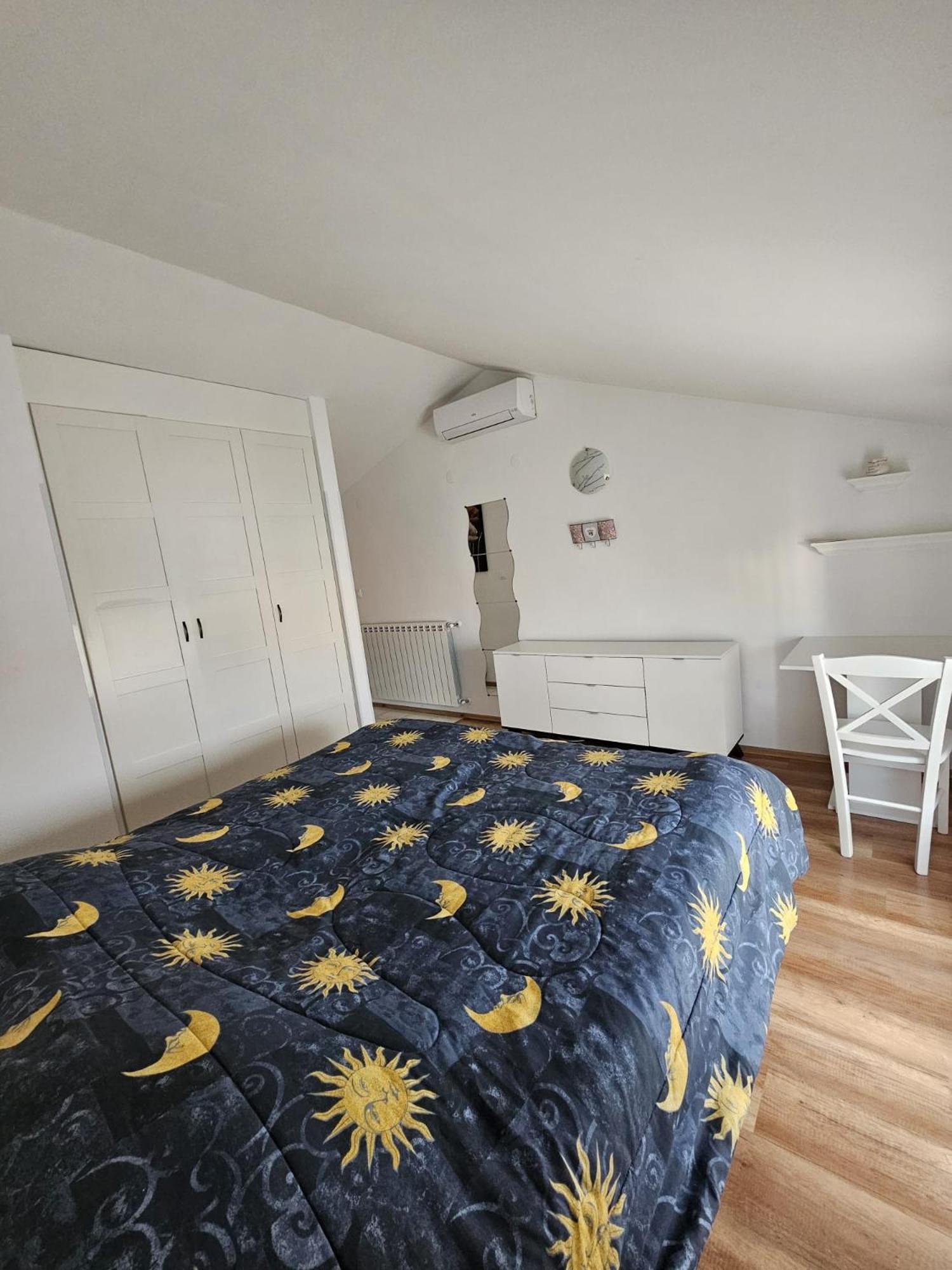Apartment Thea Pula Luaran gambar